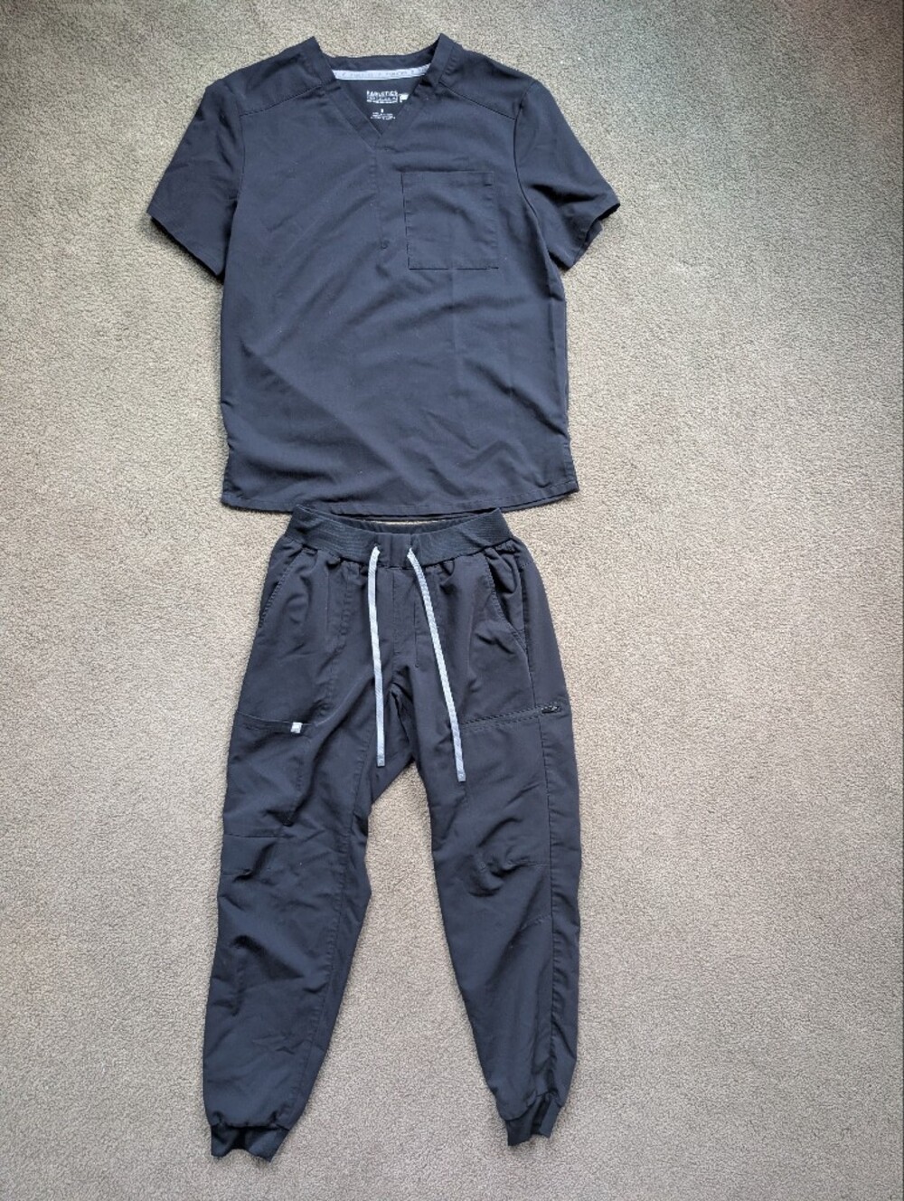 Fabletics Black Mens Scrubs Small
